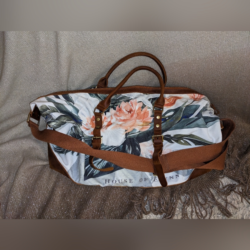 House of Flynn endless summer weekender bag